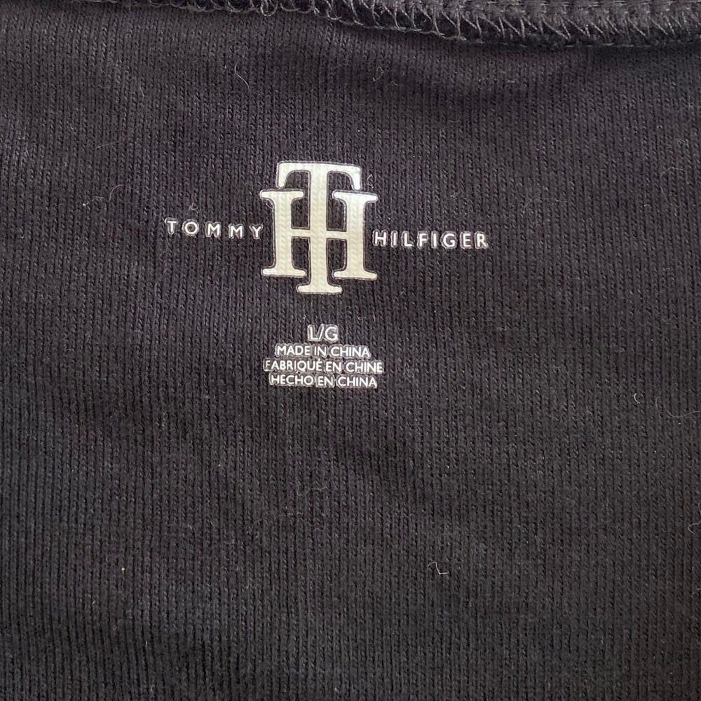 Tommy Hilfiger Top Size: Large - Picture 4 of 7
